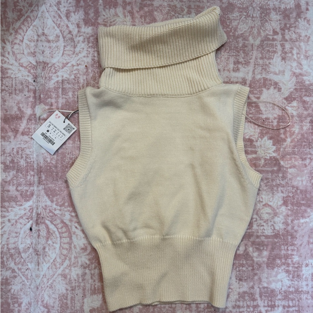 Zara Cream Sleeveless Turtleneck Sweater